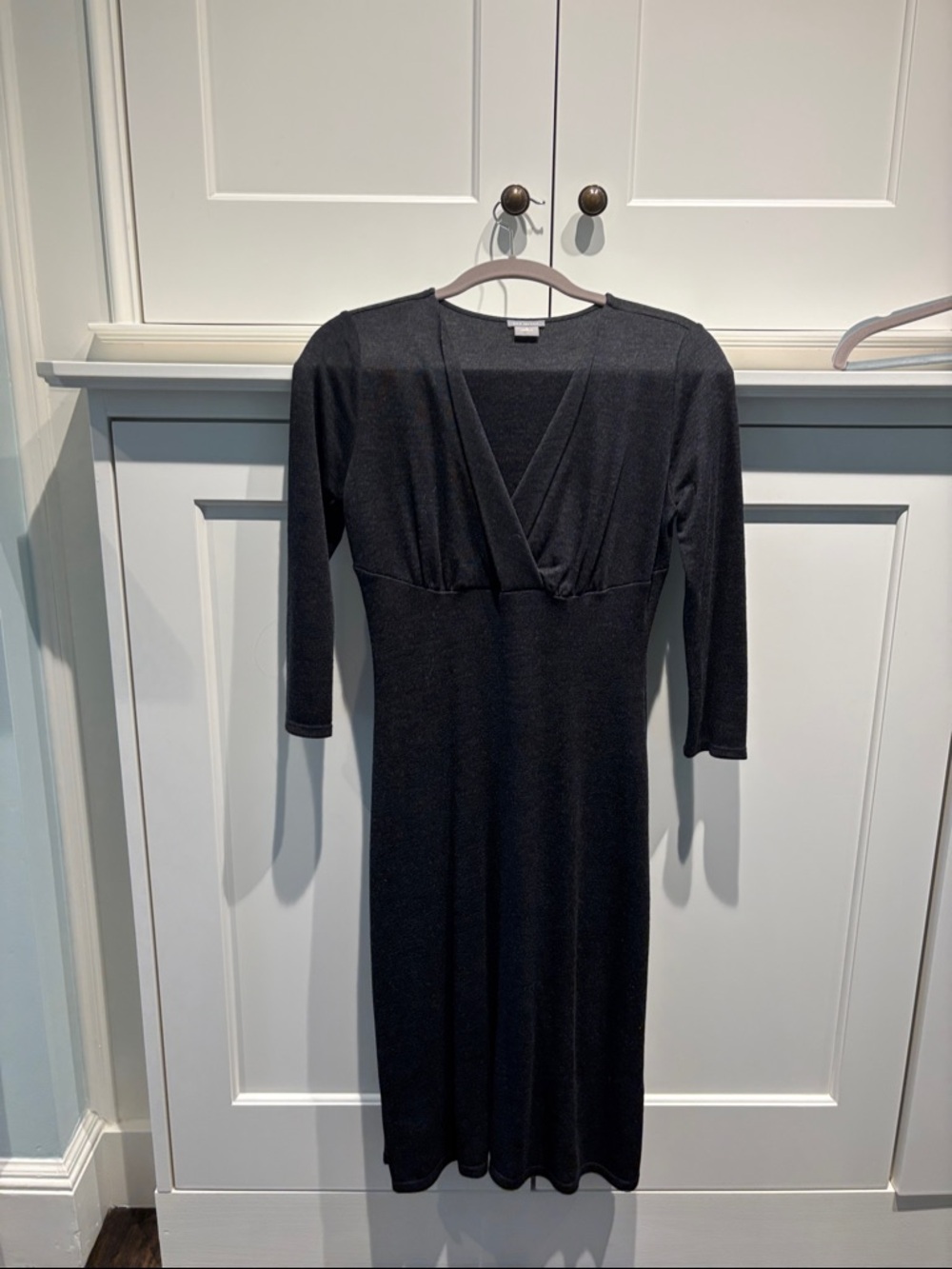 Ann Taylor Charcoal Gray Wrap-Style Midi Dress. Size 0
